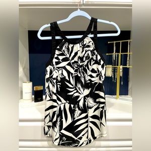 Express dressy, tank top, black and white palm trees size small good con…